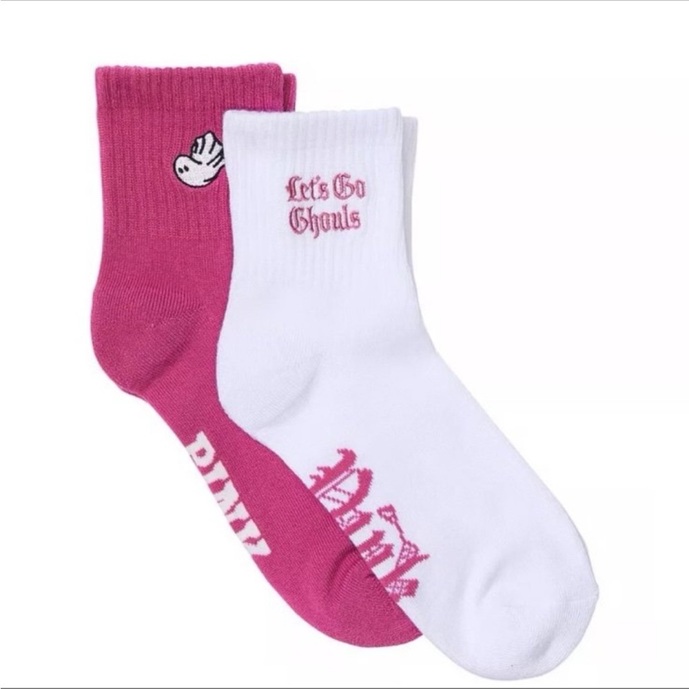 VS PINK Halloween Let’s Go Ghouls Ghost 2-Pack Quarter Socks